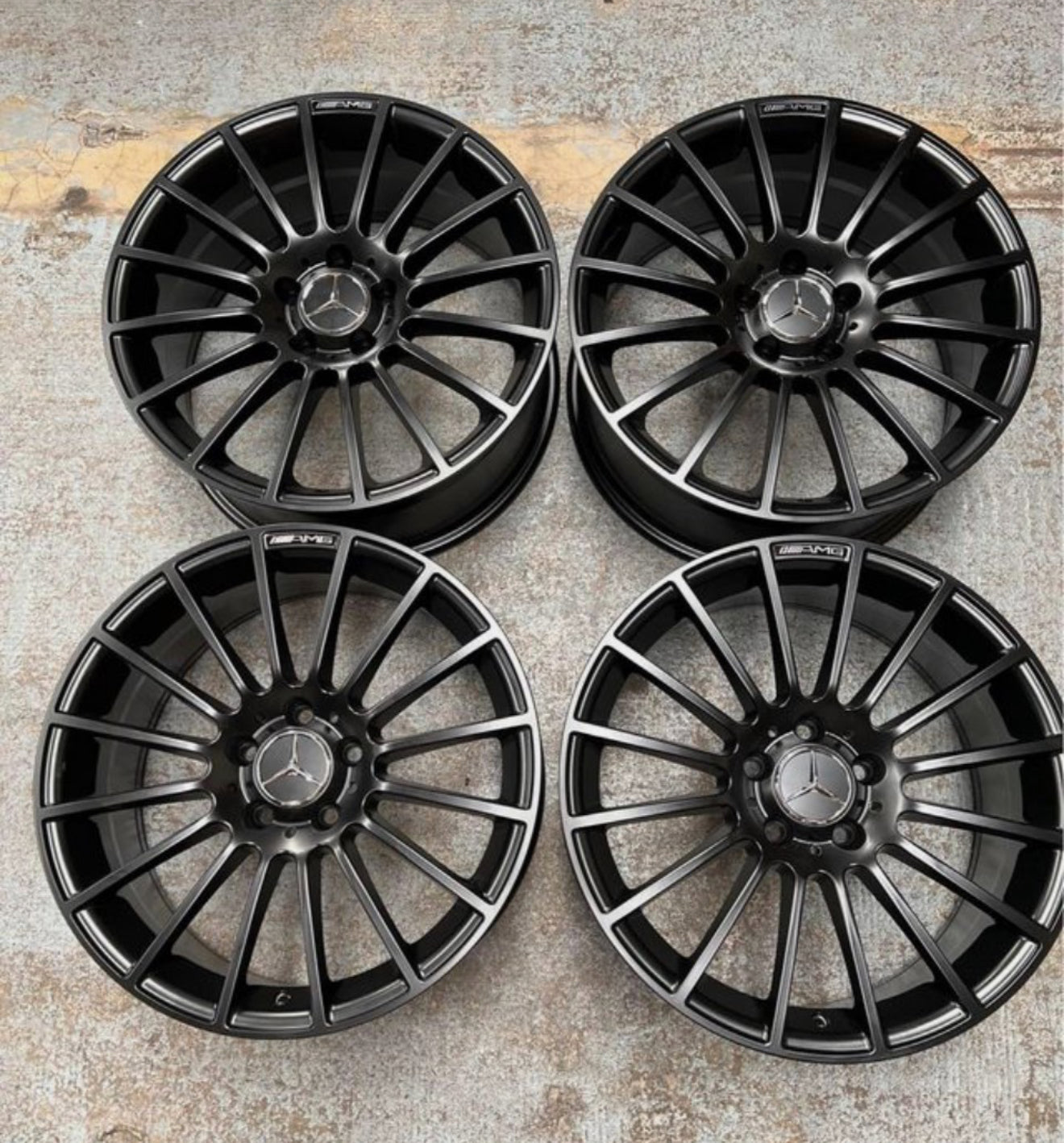 Satin Black - Mercedes C63 AMG