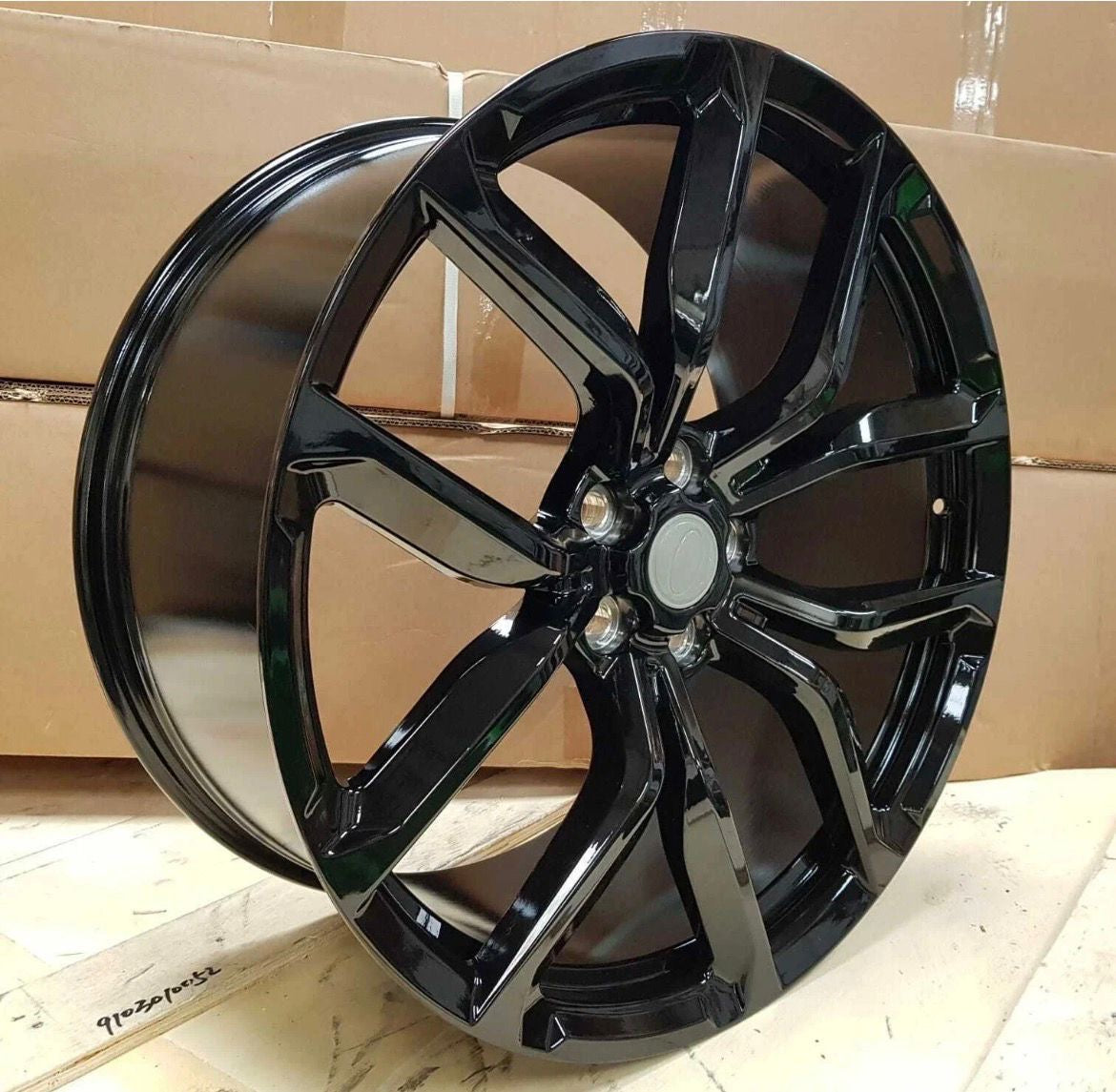 22 Range Rover SVR alloy wheels