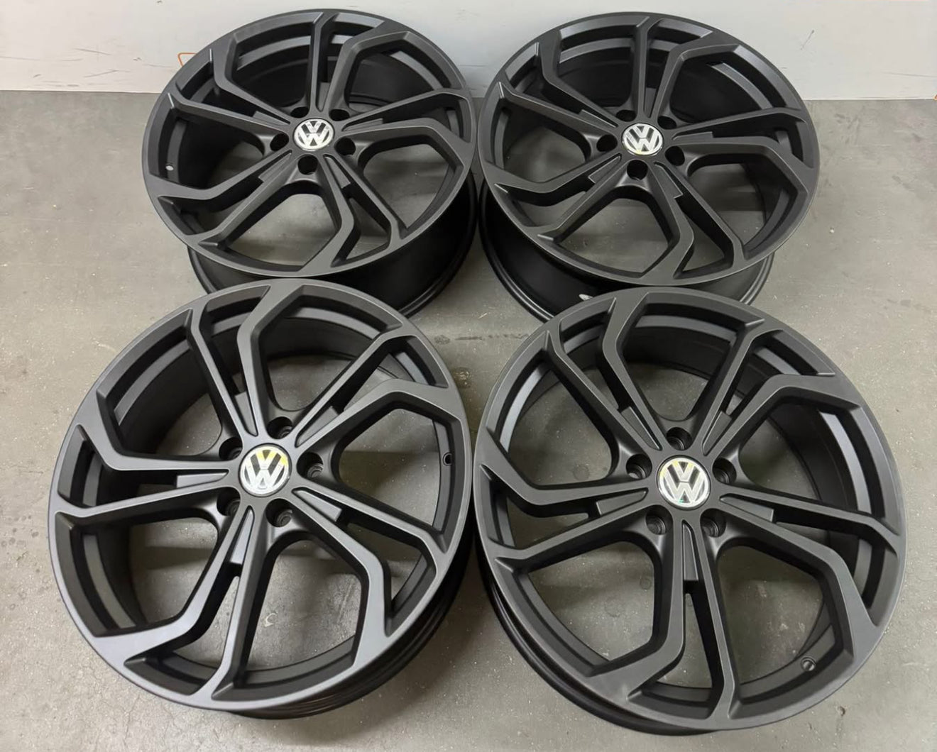 VW Golf Reifnitz TCR Style Wheels – Satin Black