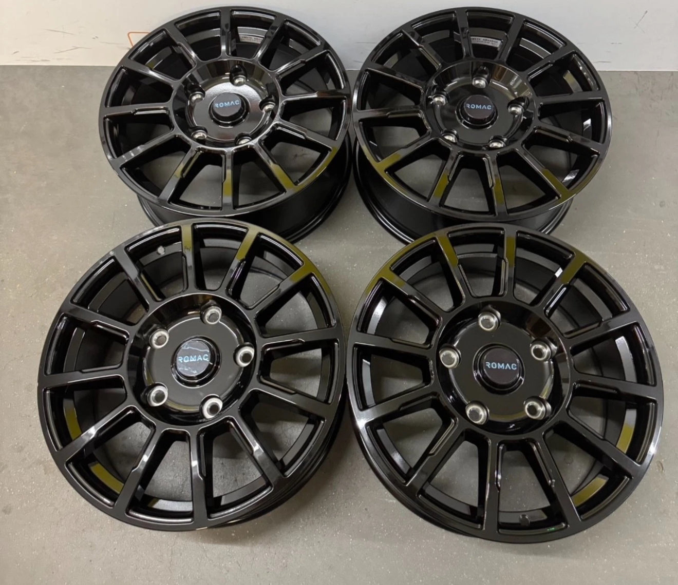 Romac Stealth Gloss Black