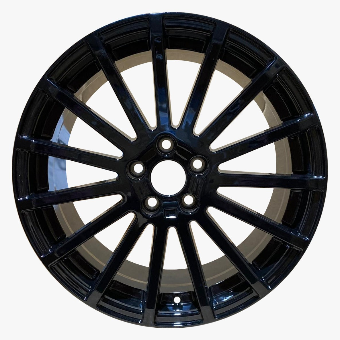 Ford Focus RS MK2 Style Alloy Wheels – Gloss Black