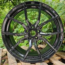 Ford Focus RS MK3 Style Wheels – Gloss Black